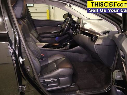 Used 2021 Toyota C-HR Limited FWD image 25