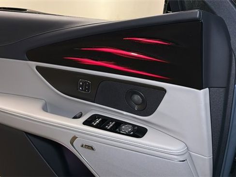 New 2026 Lincoln Nautilus Premier w/ Equipment Group 102A image 32