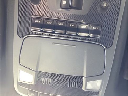 Used 2022 Ford F250 Lariat w/ Chrome Package image 34