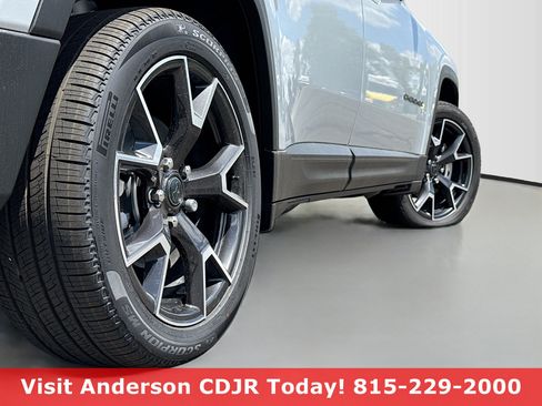New 2026 Jeep Cherokee Overland AWD/4WD image 12
