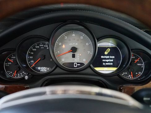 Used 2013 Porsche Panamera GTS image 12