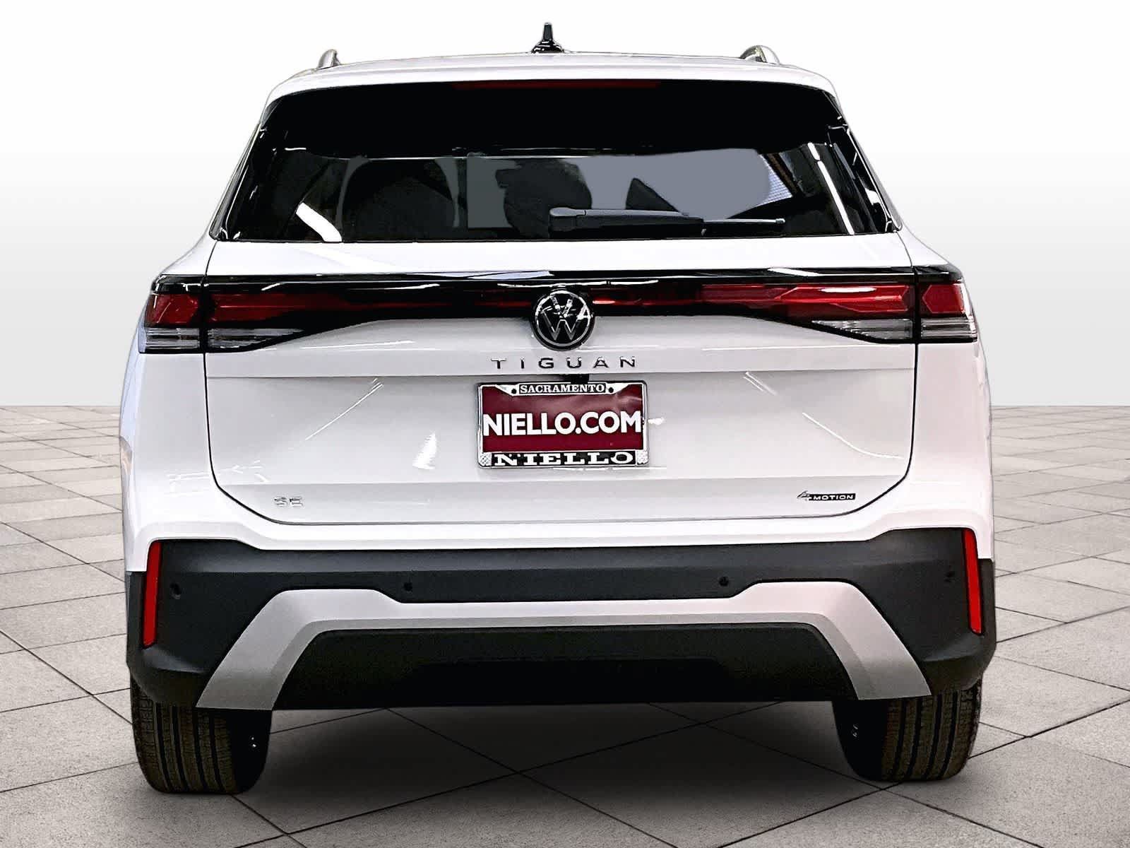 New 2026 Volkswagen Tiguan SE AWD/4WD image 4