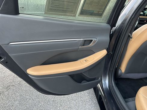 Used 2020 Hyundai Sonata Limited image 15