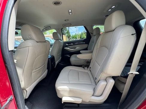 Used 2019 Buick Enclave Essence AWD/4WD image 13