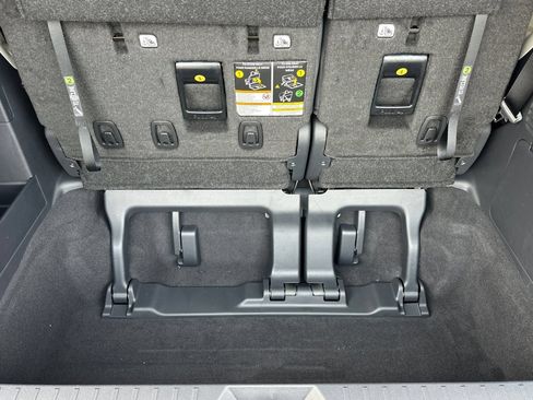 New 2026 Toyota Sienna Platinum AWD/4WD image 18
