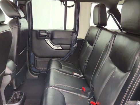 Used 2016 Jeep Wrangler Unlimited Rubicon AWD/4WD image 20