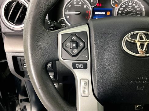 Used 2015 Toyota Tundra SR5 w/ SR5 Upgrade Package RWD image 20