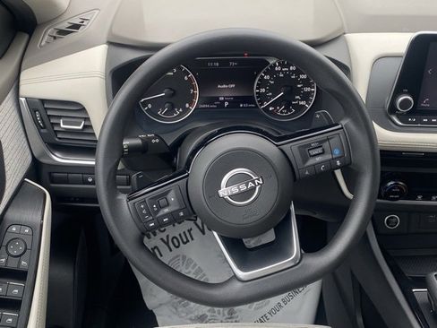 Certified 2023 Nissan Rogue SV image 37