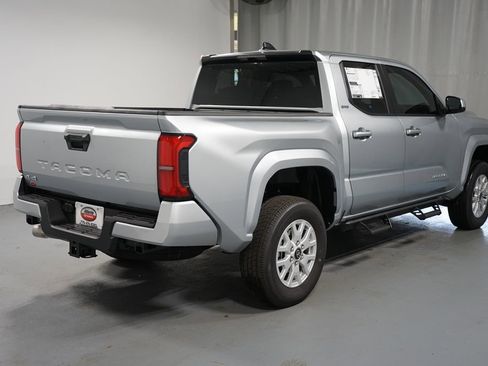 New 2025 Toyota Tacoma SR5 image 8