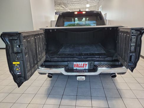 Used 2020 RAM 1500 Limited AWD/4WD image 17
