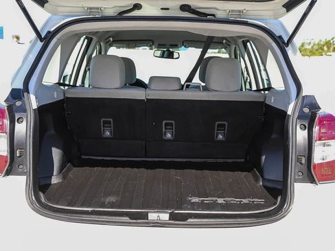 Used 2015 Subaru Forester 2.5i w/ Alloy Wheel Package AWD/4WD image 26