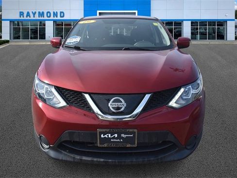 Used 2019 Nissan Rogue Sport S image 8