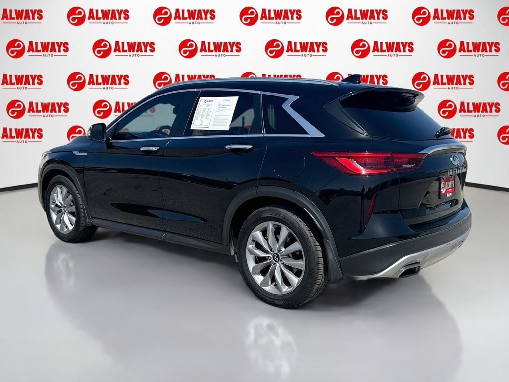 Used 2021 INFINITI QX50 Luxe FWD image 8