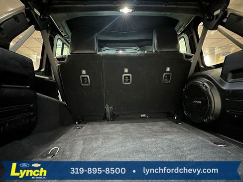 Used 2018 Jeep Wrangler Unlimited Sahara image 16