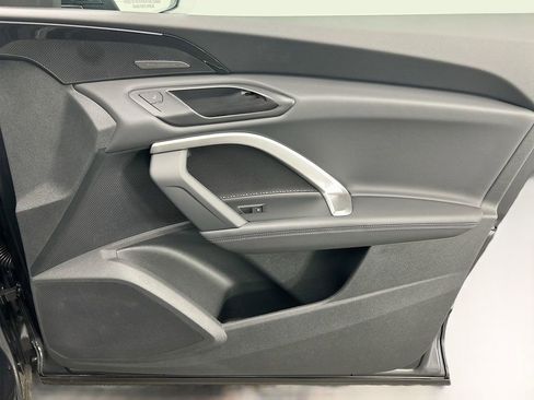 Used 2025 Audi Q5 Premium Plus image 25