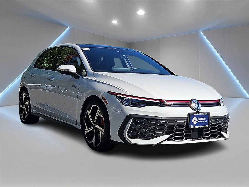 Certified 2025 Volkswagen GTI SE FWD image 3