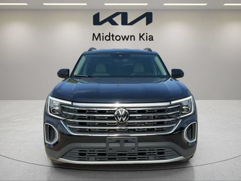 Used 2025 Volkswagen Atlas SE FWD image 8