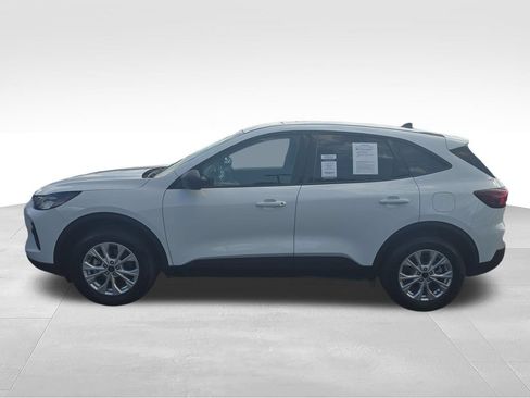 Used 2025 Ford Escape Active AWD/4WD image 3