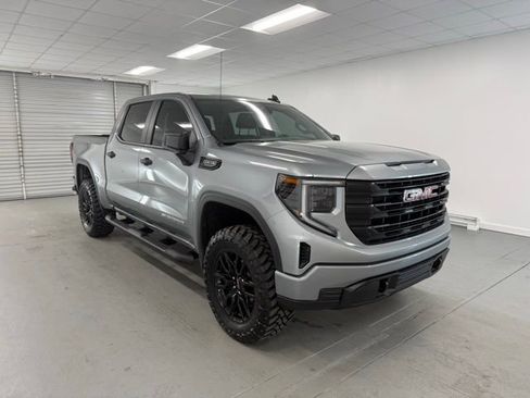 Used 2024 GMC Sierra 1500 Pro w/ Graphite Edition image 3