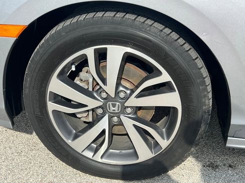 Used 2022 Honda Odyssey Touring image 9