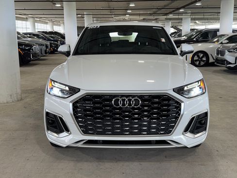 Used 2023 Audi Q5 2.0T Premium Plus w/ Premium Plus Package AWD/4WD image 3