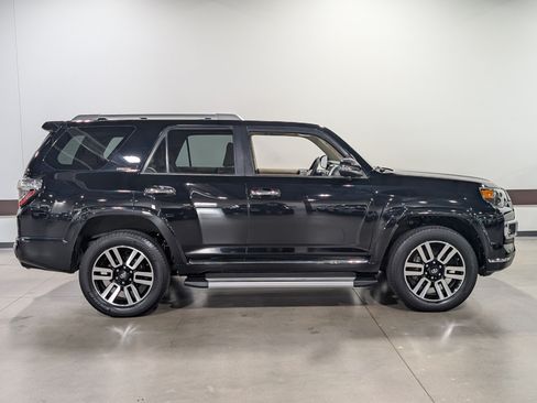 Used 2019 Toyota 4Runner Limited AWD/4WD image 2