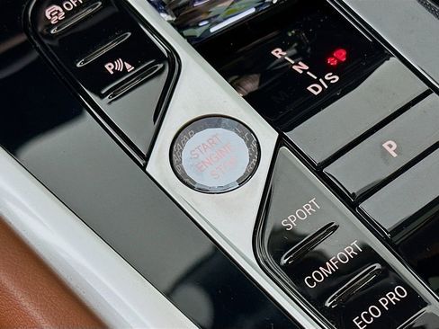 Used 2026 BMW X6 M60i image 19