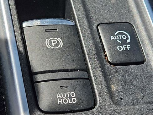 Used 2022 Nissan Pathfinder SL w/ SL Premium Package image 25