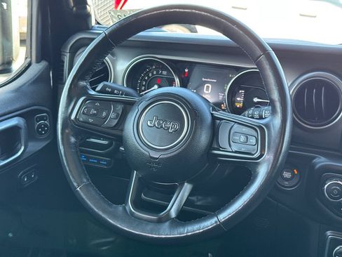 Certified 2023 Jeep Wrangler Unlimited w/ Cold Weather Group AWD/4WD image 24