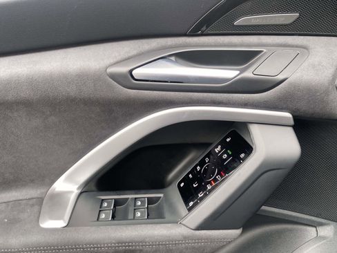 New 2025 Audi SQ5 Premium Plus image 18