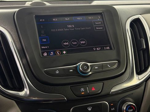 Used 2022 Chevrolet Equinox LS w/ LS Convenience Package FWD image 18