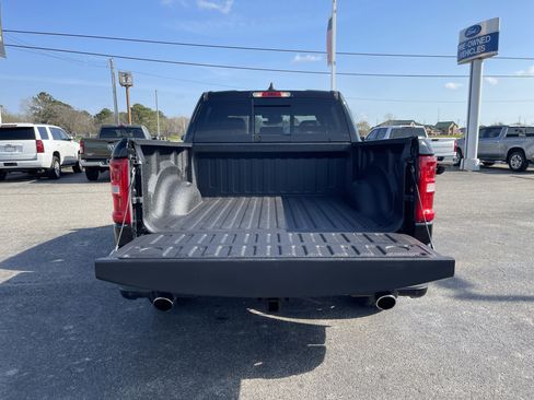 Used 2025 RAM 1500 Laramie image 6