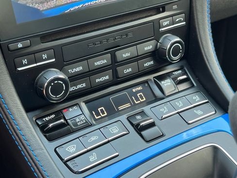 Certified 2023 Porsche 718 Cayman GT4 RWD image 28