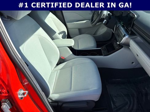 Certified 2025 Hyundai Kona SEL image 13