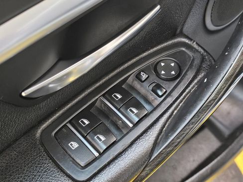 Used 2018 BMW 330i Sedan image 23