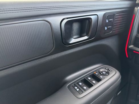 Used 2024 Hyundai Santa Fe Calligraphy image 17