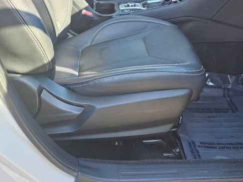 Used 2019 Subaru Forester Limited image 27