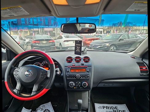 Used 2012 Nissan Altima 2.5 S w/ 20th Anniversary Pkg image 21