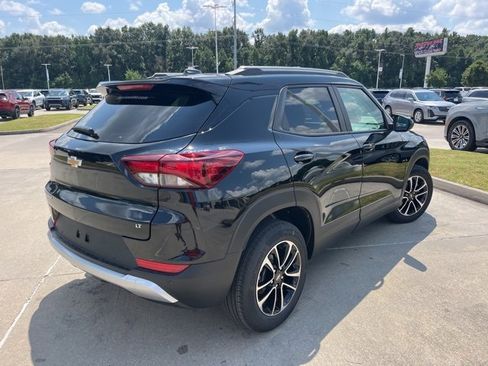 New 2026 Chevrolet TrailBlazer LT w/ Convenience Package image 9