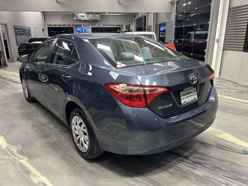 Used 2018 Toyota Corolla LE image 30