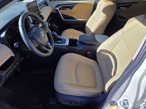Used 2022 Toyota RAV4 Limited w/ Limited Grade Weather Package image 9