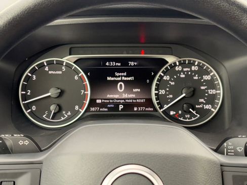 Used 2025 Nissan Rogue S image 14