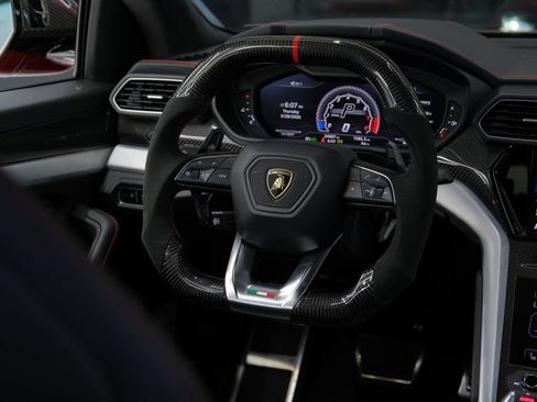 Used 2021 Lamborghini Urus AWD/4WD image 59