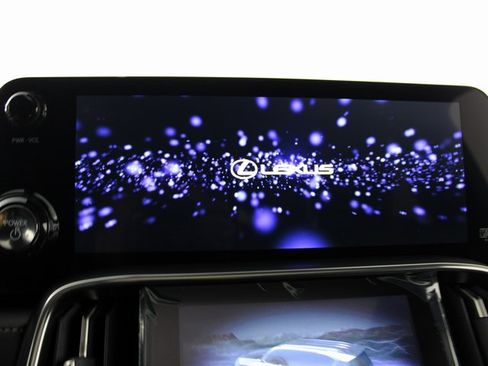 Used 2025 Lexus LX 700h Overtrail image 19