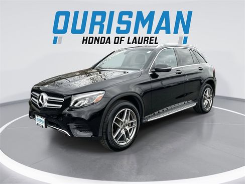 Used 2019 Mercedes-Benz GLC 300 4MATIC w/ AMG Line image 1