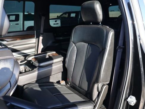 Used 2023 Jeep Grand Wagoneer 4WD image 9