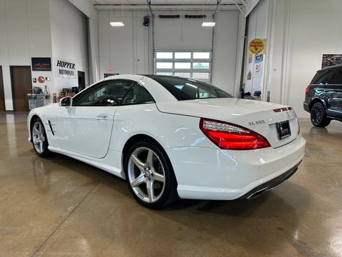 Used 2016 Mercedes-Benz SL 550 image 11