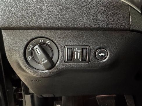 Used 2019 Dodge Charger GT w/ Blacktop Package image 10