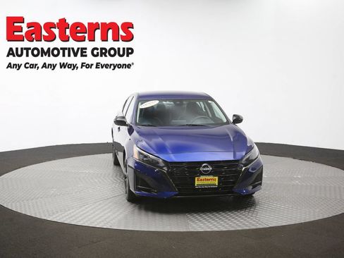 Used 2023 Nissan Altima 2.5 SR FWD image 50