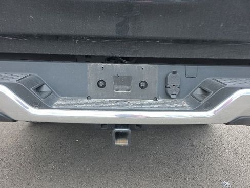Used 2025 RAM 1500 Big Horn AWD/4WD image 8